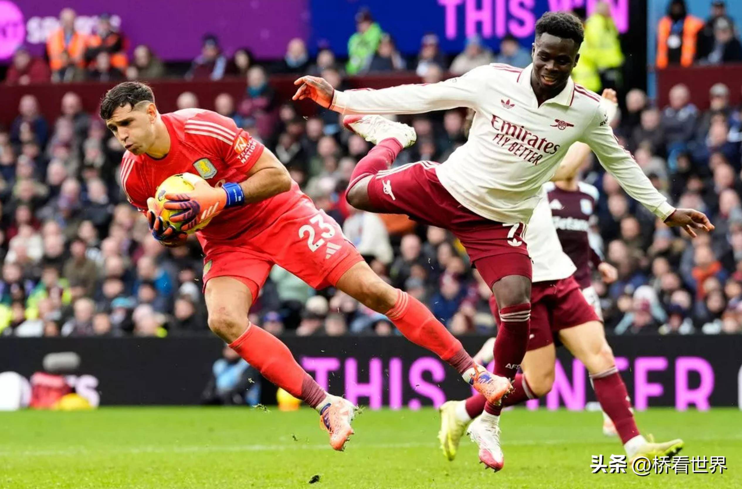 包含阿森纳围绕全明星赛伤情更新赛后阿森纳战术微调，连对手都承认：今晚埃因霍温内部沟通的词条