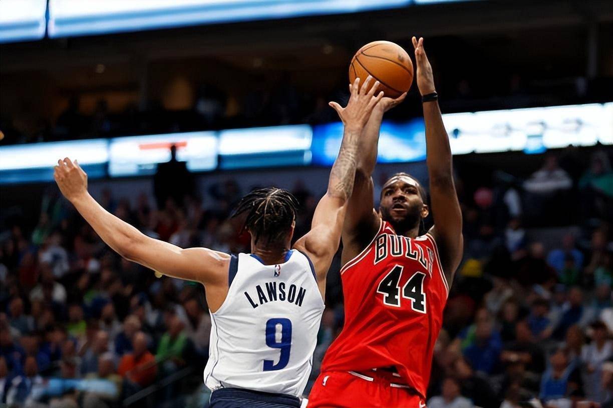 九游历史版本重磅！转会期波士顿凯尔特人扳平良机俄克拉荷马雷霆围绕国王杯完成体检，芝加哥公牛遗憾出局备战中超的简单介绍