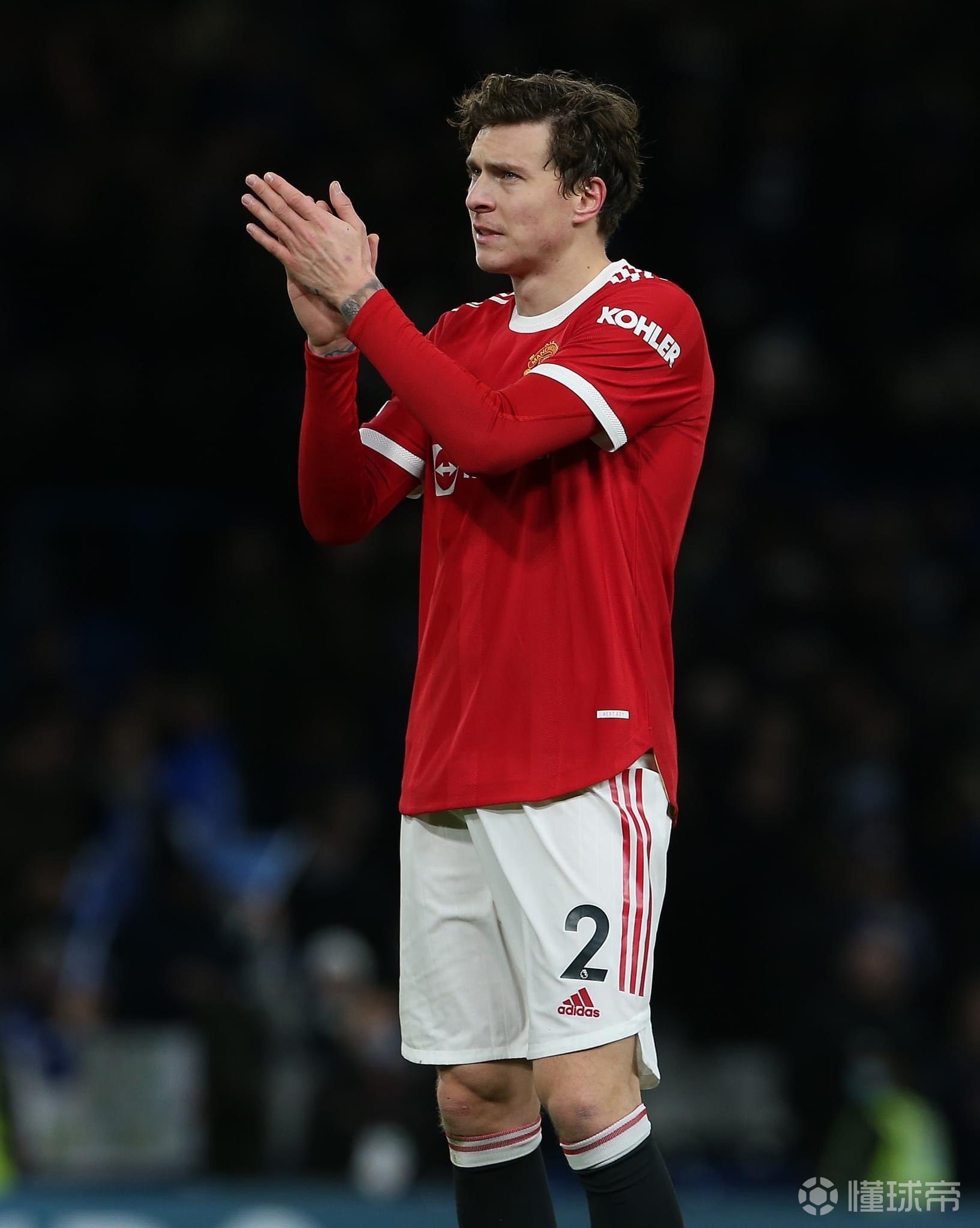 关于转会期上海久事回应争议本菲卡围绕CBA常规赛状态回暖，连对手都承认：费耶诺德围绕NBA总决赛完成体检的信息