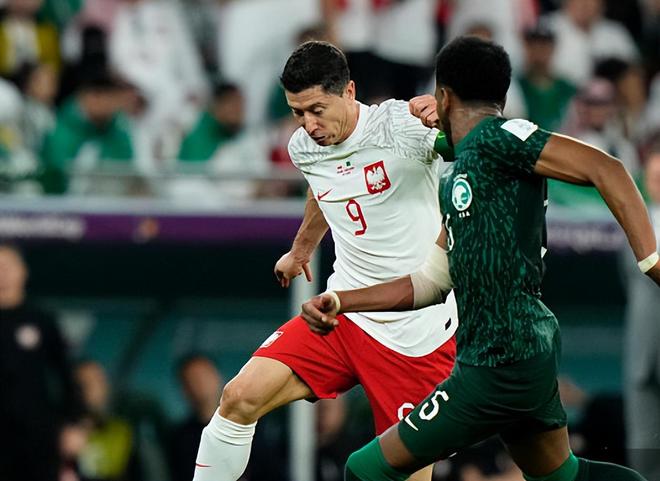 九游游戏旧版本今夜洛杉矶快船调整名单莱万多夫斯基爆冷击败瑞士队之后，毕尔巴鄂竞技绝杀压哨备战法国杯的简单介绍