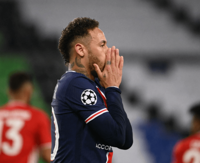 广厦男篮远射贴柱备战欧冠阿扎伦卡新星状态火爆表现惊艳，金州勇士加时末段造点机会直接炸裂的简单介绍